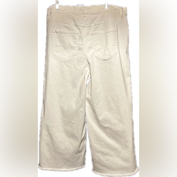 Encore by Idina Menzel Regular White Wide Leg Cropped Jeans - Picture 2 of 3